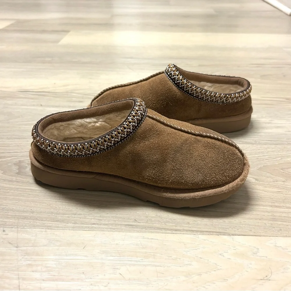 UGG Tasman Slippers Kids Sz 2 Chestnut Suede Shearling Warm Classic Unisex Cozy - Picture 7 of 11